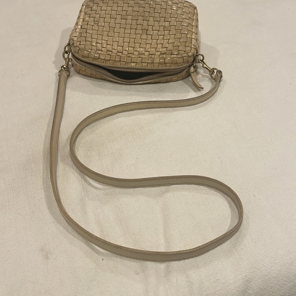 Clare V Cream Woven Crossbody Bag - Picture 8 of 8